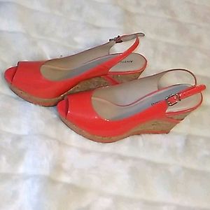 Antonio Melani wedges